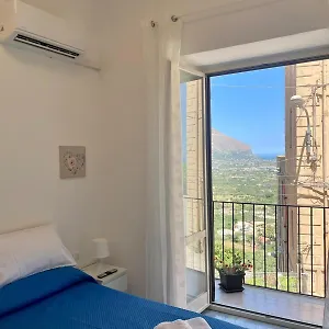 Appartamento La Castellana, Carini