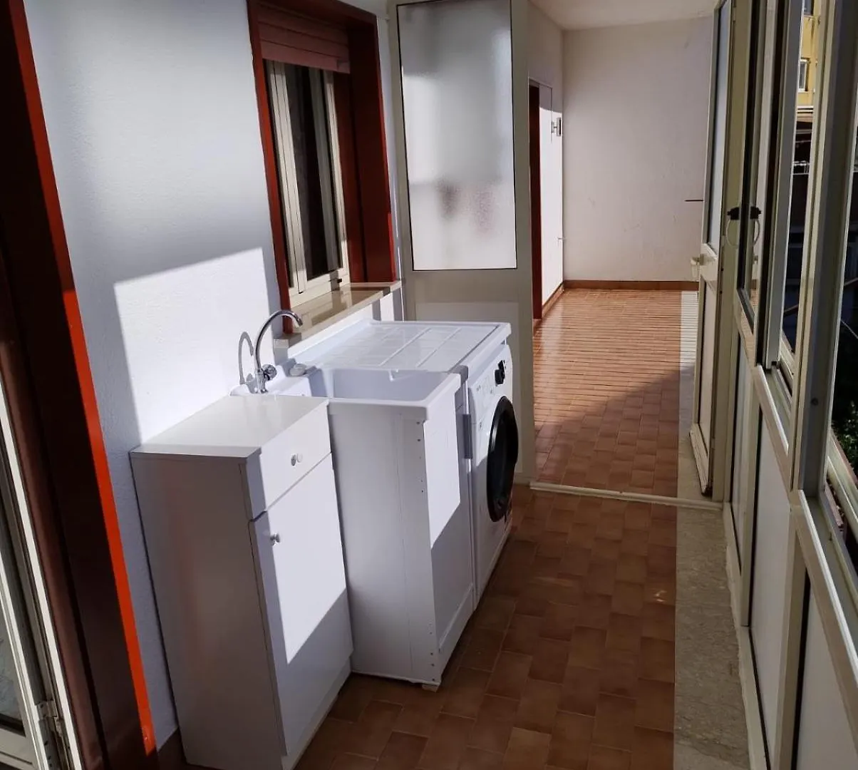 Appartamento Hykkara Station House Carini